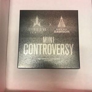 Jeffree Star Mini Controversy Palette